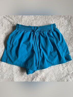 Lululemon Pace Rival High-Rise Short 3" size 2 in Hawaiian Blue